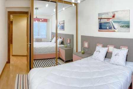 Apartamento Familiar Vut3099As 기욘 외부 사진