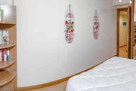 Apartamento Familiar Vut3099As 기욘 외부 사진