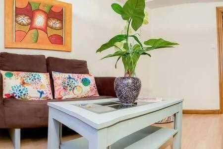 Apartamento Familiar Vut3099As 기욘 외부 사진